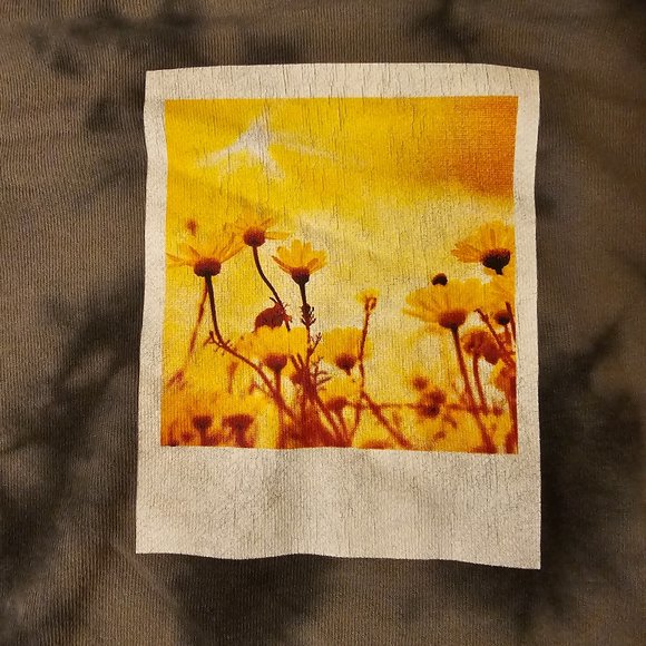 Polaroid Cropped Long Sleeve top - Picture 2 of 4